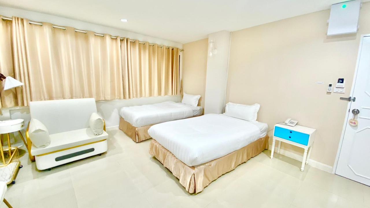 Abcyq Hotel Bangkok Esterno foto