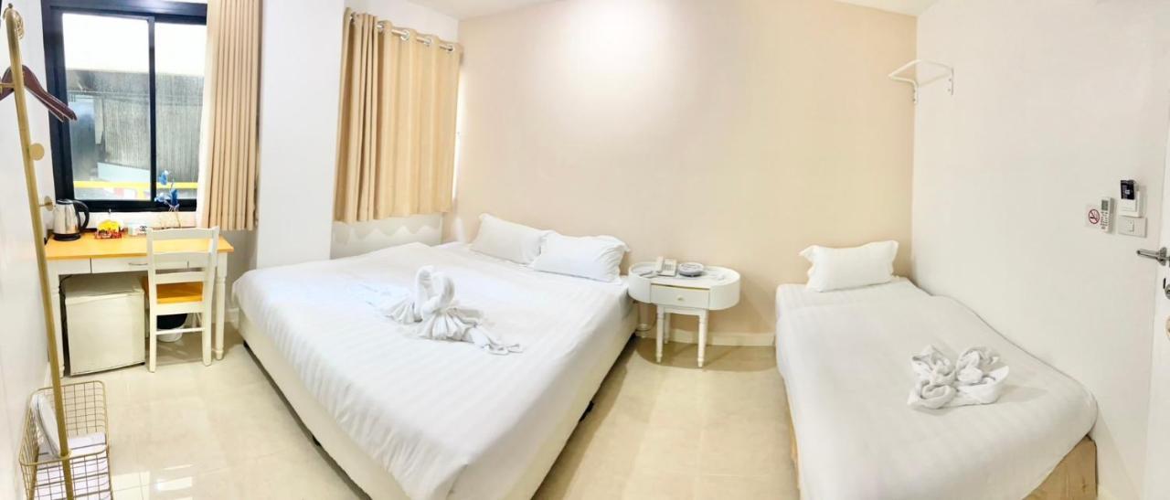Abcyq Hotel Bangkok Esterno foto
