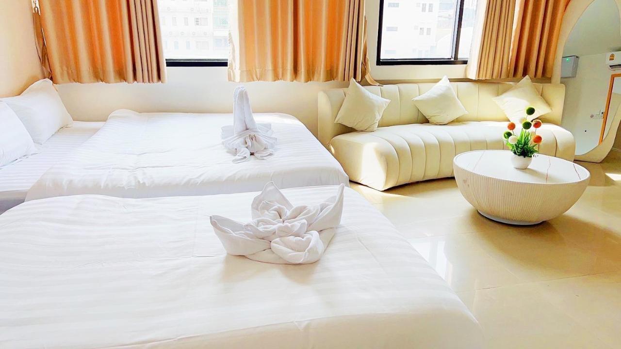 Abcyq Hotel Bangkok Esterno foto
